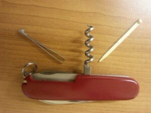 Victorinox Sparten (12 Tools, Including a Toothpick and Tweezers)