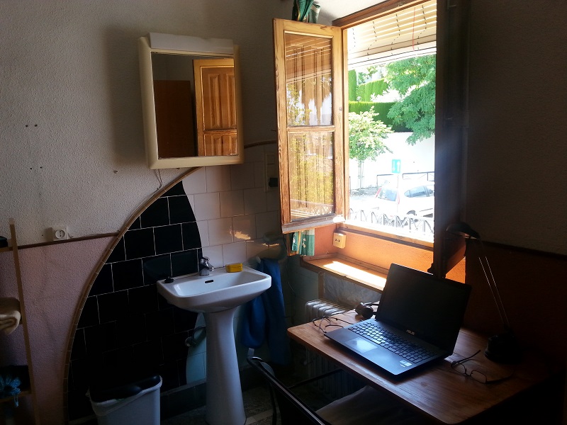 Desk in Granada, Spain (Digital Nomad Life)
