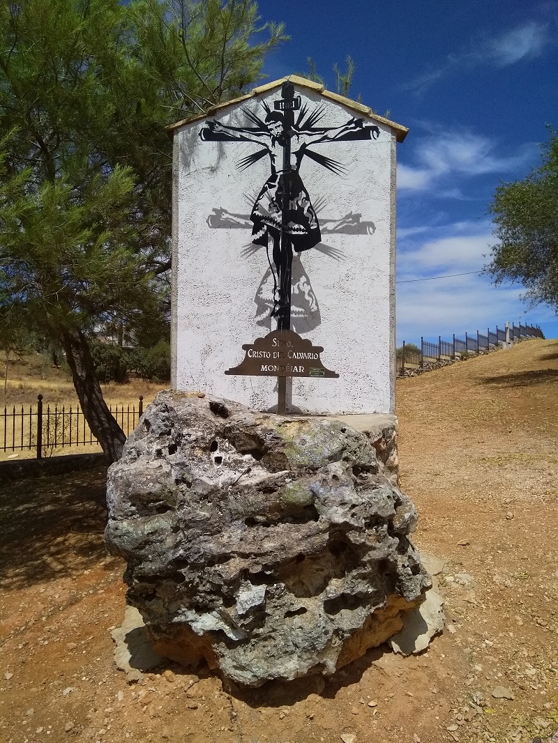 Crucifixion Sculptor Made from Metal Sheet